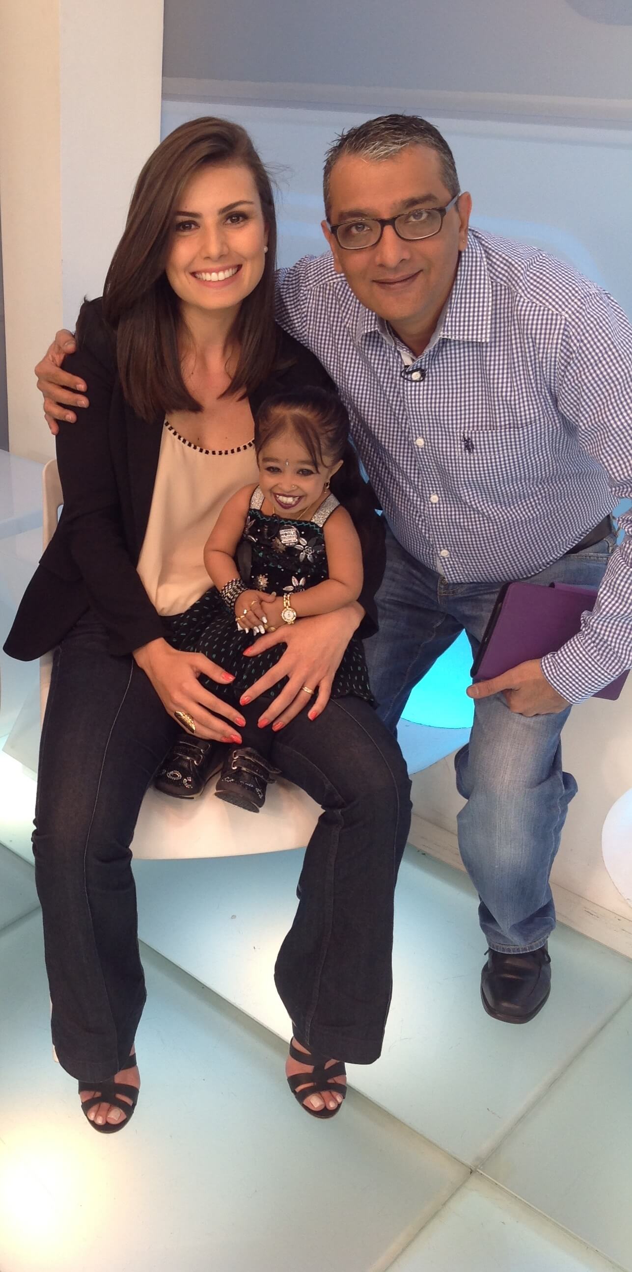 Mr. Dinesh Govindani with Jyoti Amge and Brazilian reporter Nathalia Arcuri