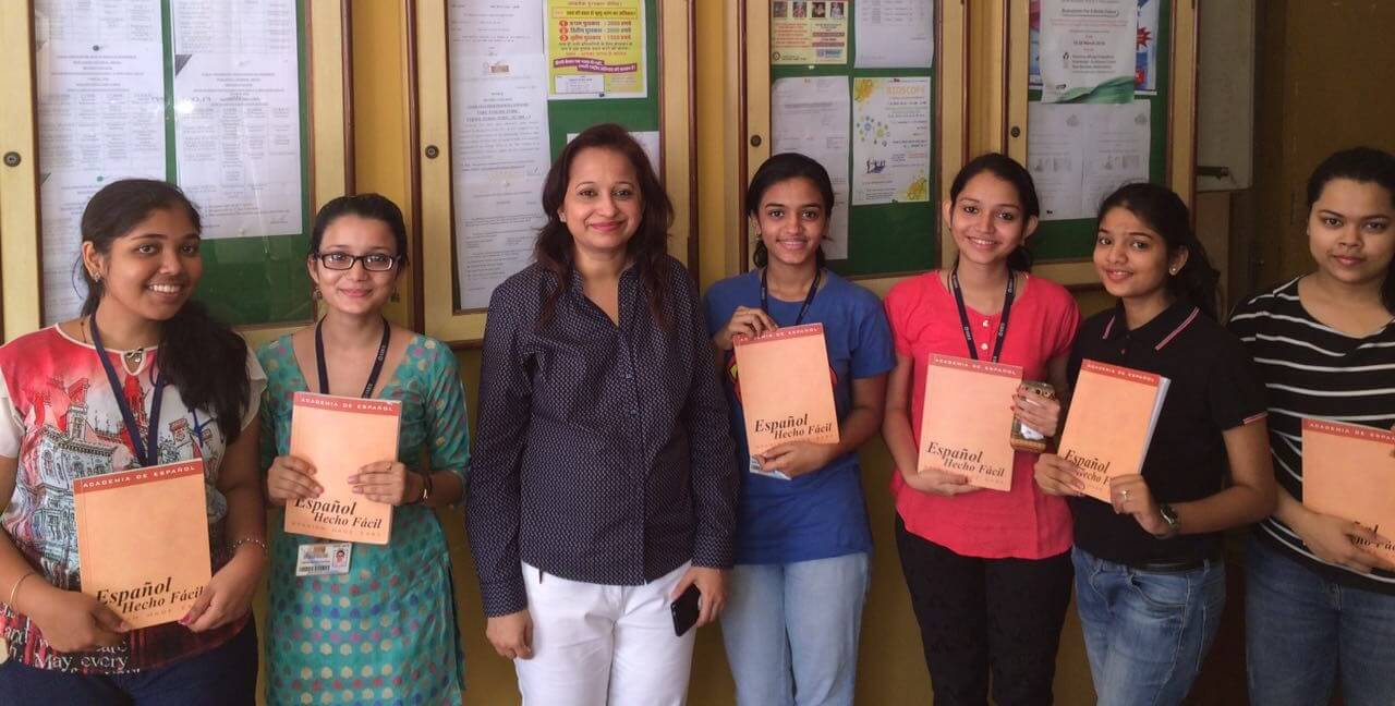 Vidya Govindani with her students at SIES College